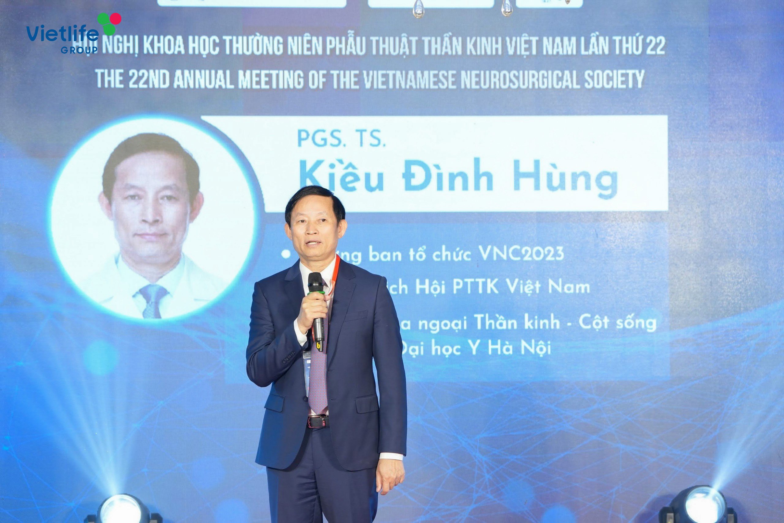 TTƯT PGS TS Kiều Đình Hùng phát biểu tại đêm Gala.jpg